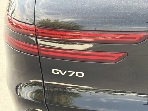Used 2024 Genesis GV70 2.5T w/ Advanced Package AWD/4WD image 28