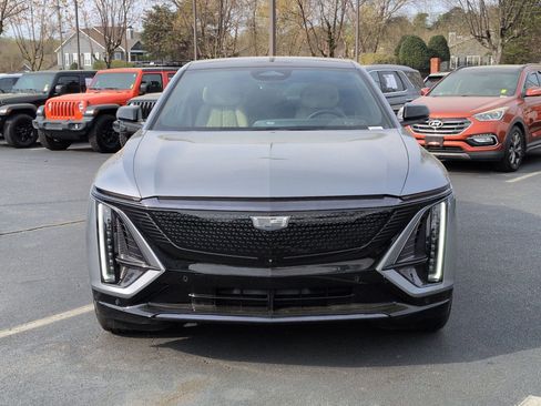 Used 2024 Cadillac Lyriq Sport w/ Nappa Leather Package image 3