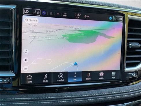 New 2026 Chrysler Pacifica Limited w/ S Appearance Package FWD image 13