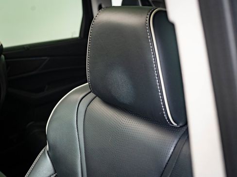 Used 2023 Acura MDX SH-AWD w/ Advance Package image 21