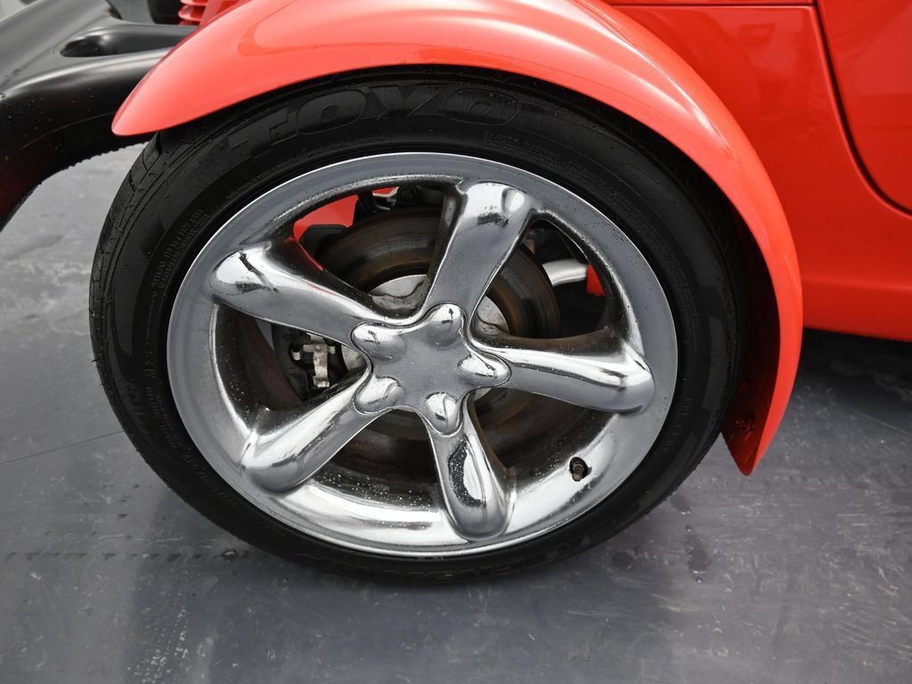 Used 1999 Plymouth Prowler RWD image 21