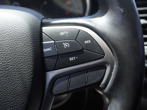 Used 2021 Jeep Grand Cherokee Laredo X RWD image 13