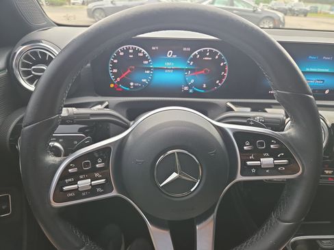 Used 2021 Mercedes-Benz A 220 image 25