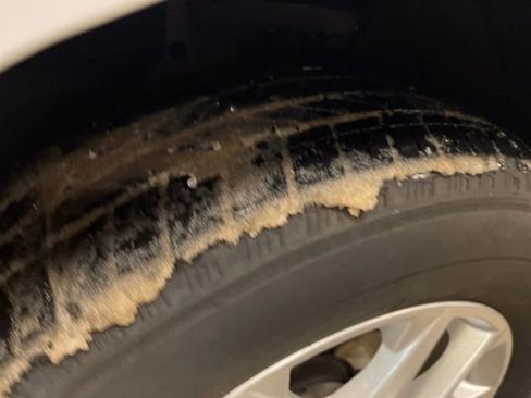 Used 2024 Chevrolet Equinox LT image 31