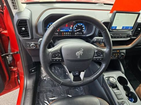 Certified 2022 Ford Bronco Sport Outer Banks w/ Tech Package AWD/4WD image 6
