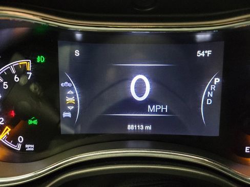 Used 2019 Jeep Grand Cherokee Limited image 23