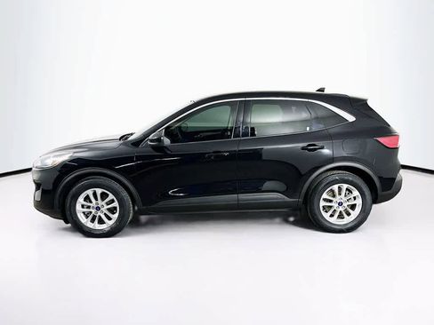 Certified 2020 Ford Escape SE image 3