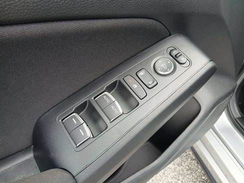 Certified 2025 Honda Civic Sport image 9
