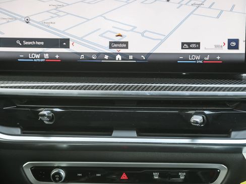 Used 2026 BMW X7 M60i w/ M Sport Professional Package image 10