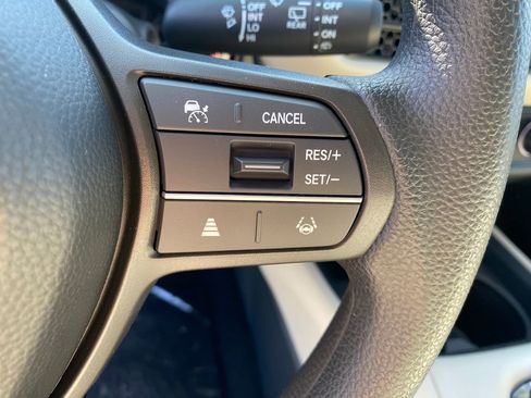 New 2026 Honda HR-V LX image 19