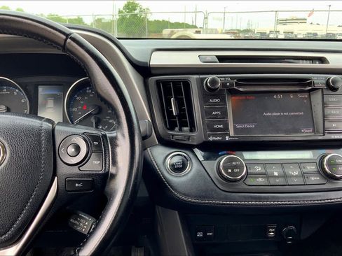 Used 2018 Toyota RAV4 XLE w/ Plus Extra Value Package image 7