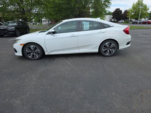 Used 2016 Honda Civic EX-L image 4
