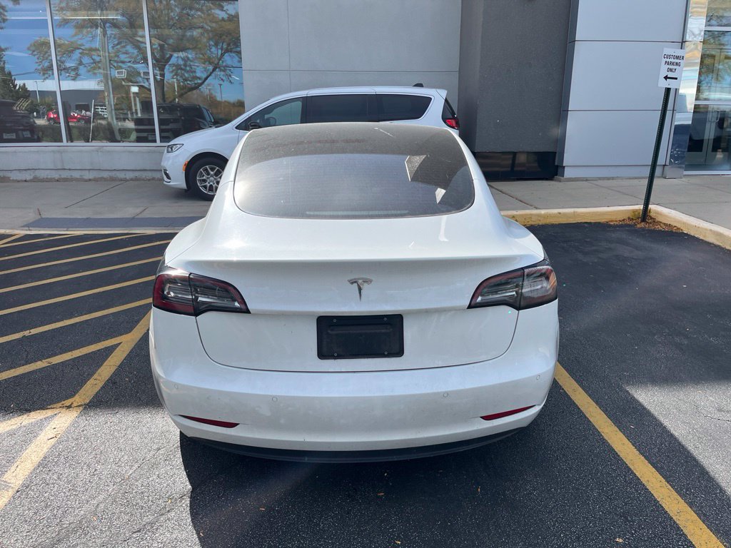 Used 2022 Tesla Model 3 RWD image 5