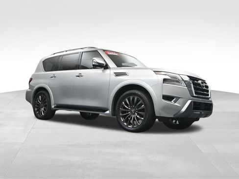 Used 2023 Nissan Armada Platinum w/ Captain's Chairs Package RWD image 32