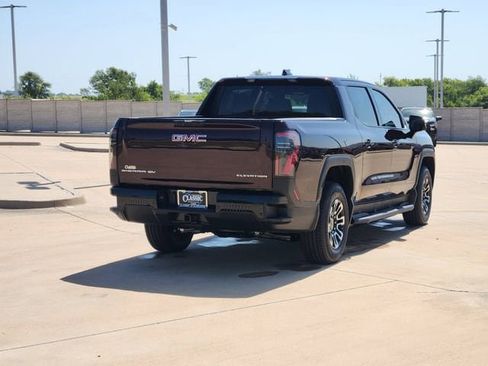 New 2026 GMC Sierra EV Elevation image 15