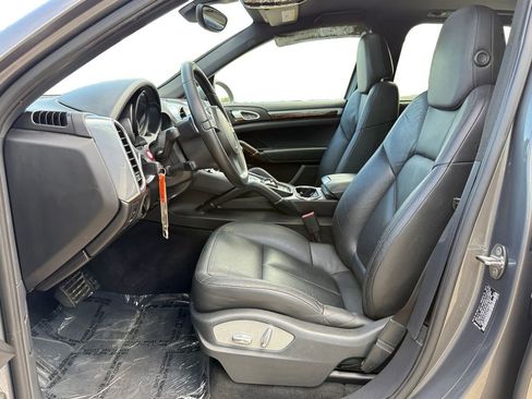 Used 2012 Porsche Cayenne image 11