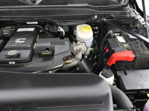 Used 2020 RAM 2500 Big Horn w/ Night Edition AWD/4WD image 22