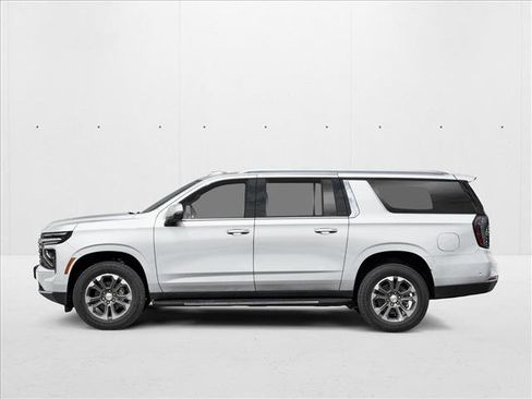 New 2026 Chevrolet Suburban LT RWD image 3