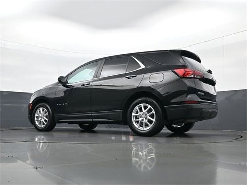 Used 2024 Chevrolet Equinox LT image 27