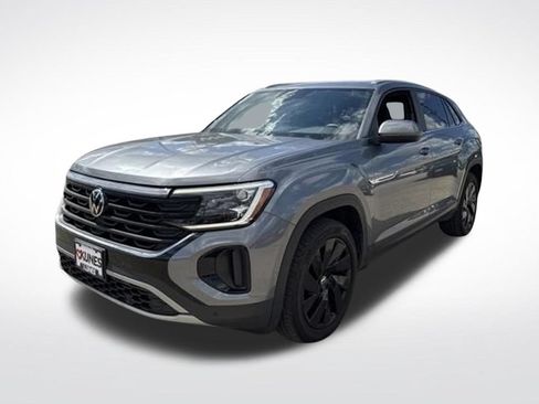 Used 2024 Volkswagen Atlas Cross Sport SE w/ Panoramic Sunroof Package AWD/4WD image 9