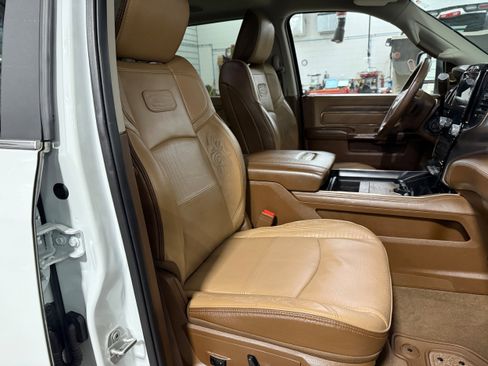 Certified 2024 RAM 3500 Limited w/ Towing Technology Group image 10