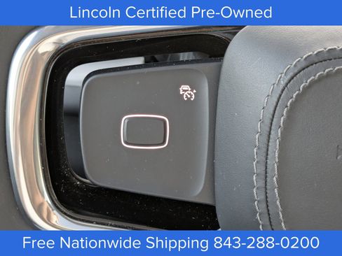 Certified 2025 Lincoln Navigator Reserve image 30