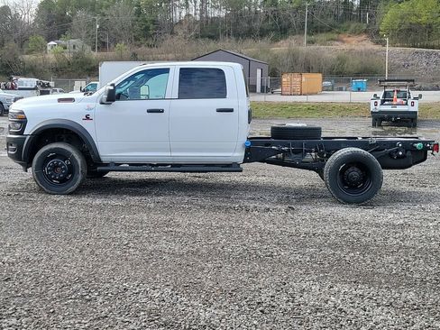 New 2026 RAM 4500 Tradesman image 7