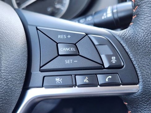 New 2025 Nissan Versa SR w/ Trunk Package image 19