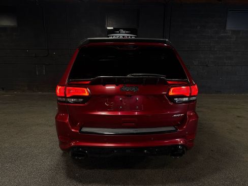 Used 2015 Jeep Grand Cherokee SRT AWD/4WD image 5