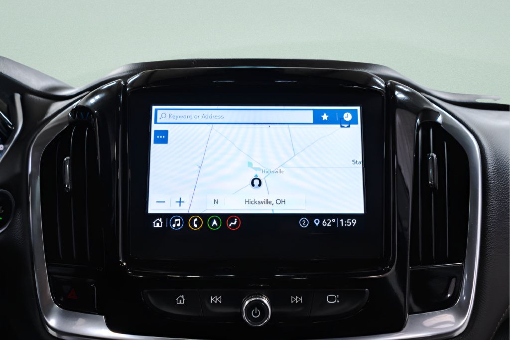 Used 2020 Chevrolet Traverse RS w/ LPO, 'HIT The Road' Package AWD/4WD image 17
