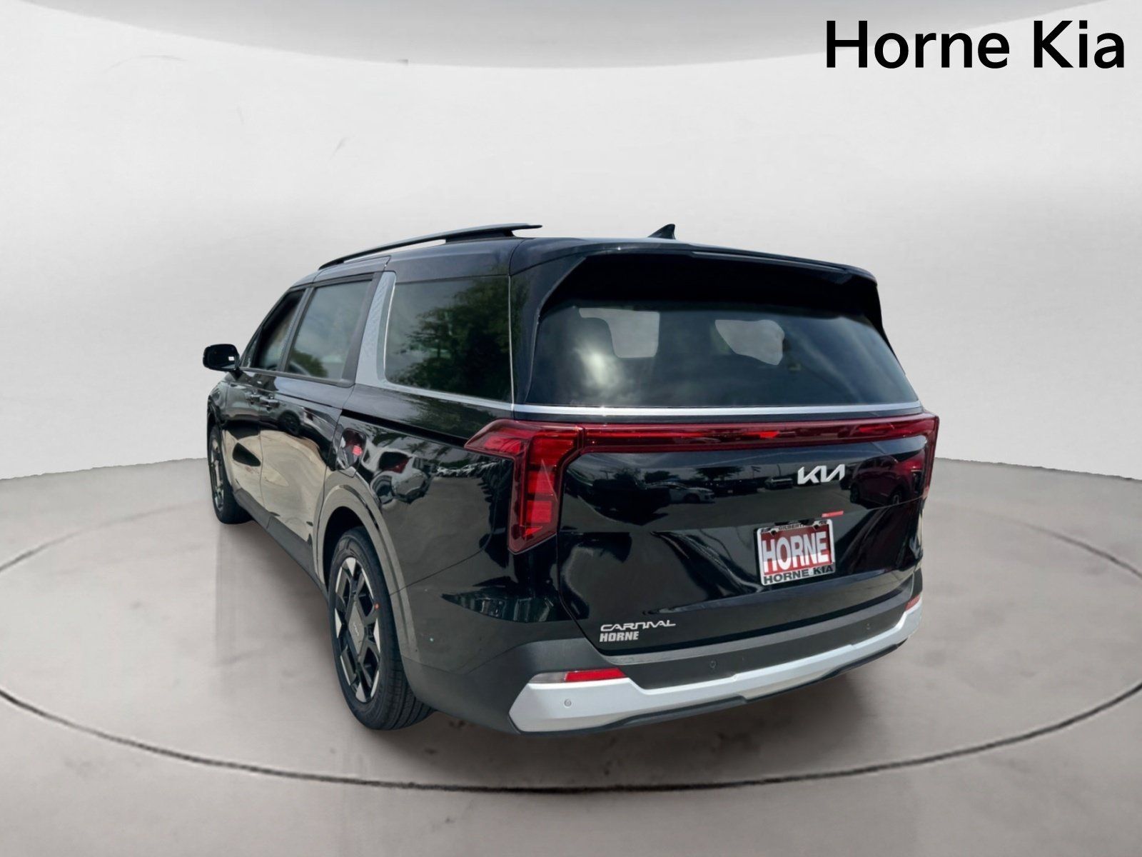 New 2026 Kia Carnival EX FWD image 5