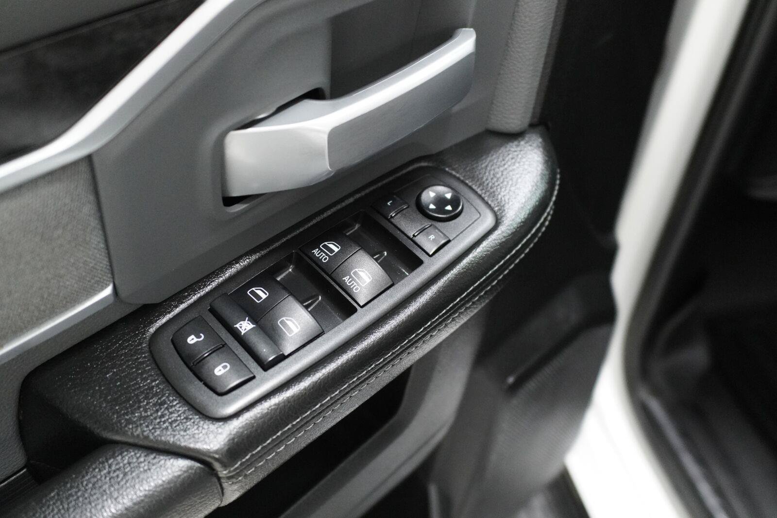 Used 2022 RAM 2500 Big Horn AWD/4WD image 6