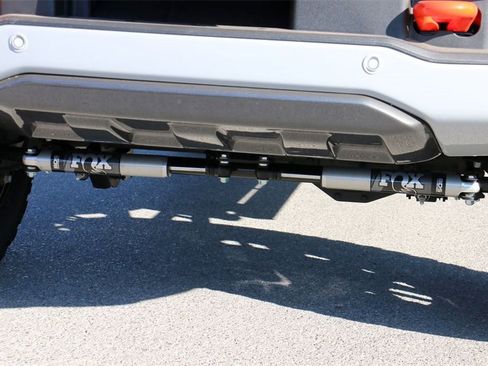 New 2026 Ford F250 Lariat w/ Black Appearance Package image 11