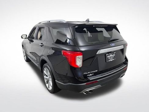 Used 2022 Ford Explorer Platinum w/ Equipment Group 601A AWD/4WD image 5