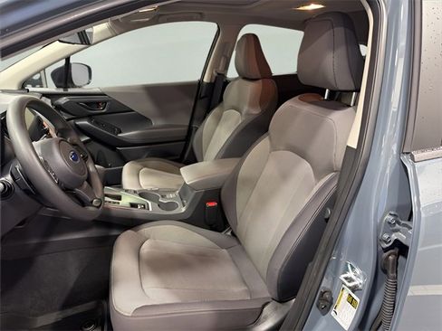 Used 2024 Subaru Crosstrek 2.0i Premium image 11
