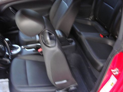 Used 2018 Volkswagen Beetle 2.0T S image 13