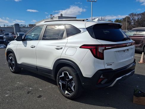 New 2026 Kia Seltos EX image 4