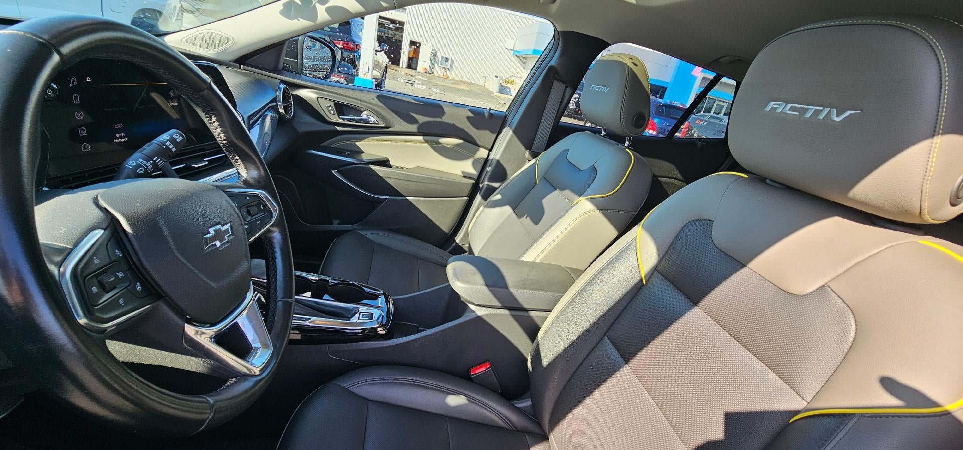 Used 2024 Chevrolet Trax ACTIV w/ Sunroof Package FWD image 10
