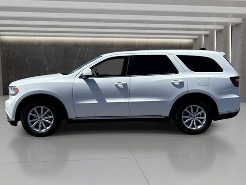 Used 2019 Dodge Durango SXT RWD image 2