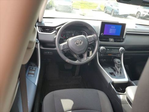 Certified 2024 Toyota RAV4 LE AWD/4WD image 11