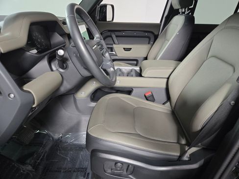 Used 2025 Land Rover Defender 110 S AWD/4WD image 11