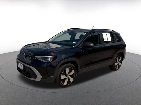 Used 2026 Volkswagen Taos S AWD/4WD image 7