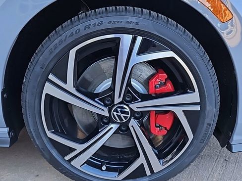 New 2026 Volkswagen GTI SE FWD image 9