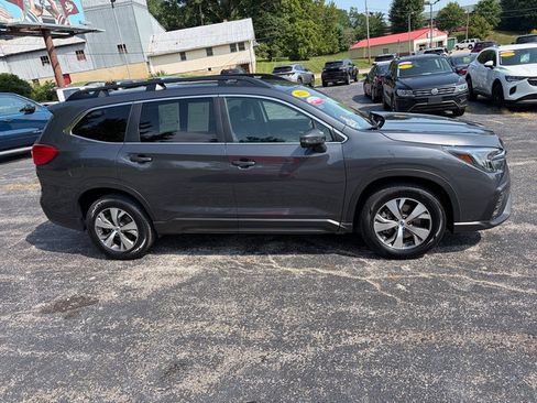 Used 2023 Subaru Ascent Premium w/ Convenience Package AWD/4WD image 5