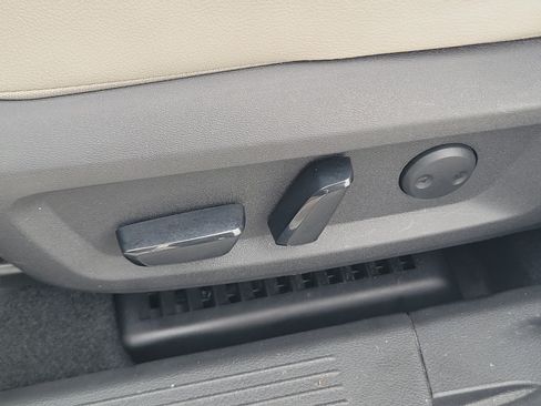 Used 2022 Nissan Rogue SL FWD image 25