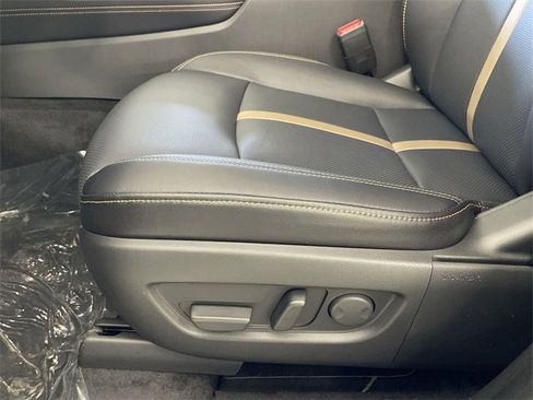 New 2025 MAZDA CX-70 Plug-In Hybrid w/ Premium Plus image 22