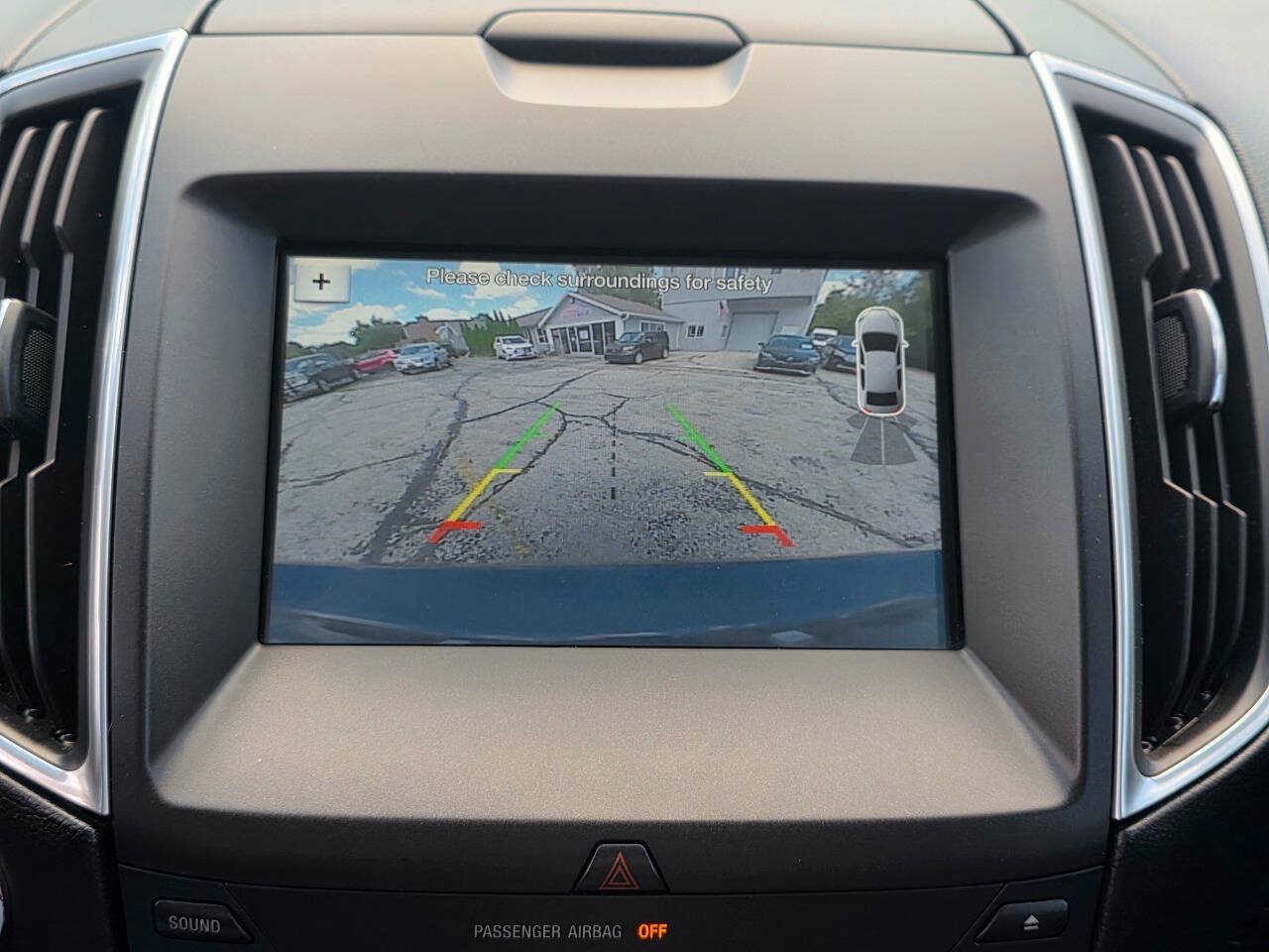 Used 2016 Ford Edge Titanium w/ Equipment Group 301A AWD/4WD image 18
