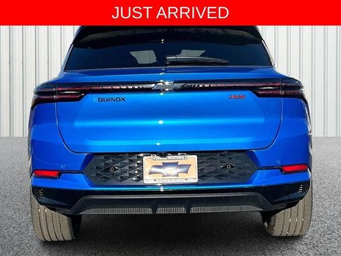 New 2026 Chevrolet Equinox EV RS FWD image 8