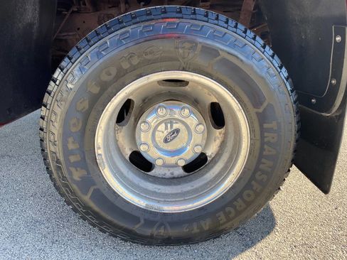 Used 2014 Ford F350 Lariat w/ Lariat Ultimate Package image 12