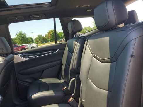 Certified 2023 Cadillac XT6 Premium Luxury w/ Technology Package AWD/4WD image 29